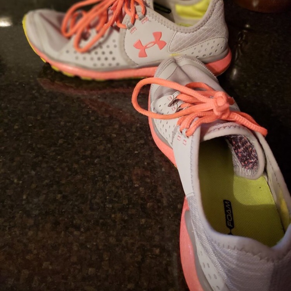 Women’s Under Armour shoes